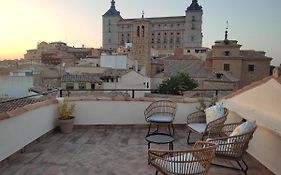 Casa con patio Toledano y terraza con vistas